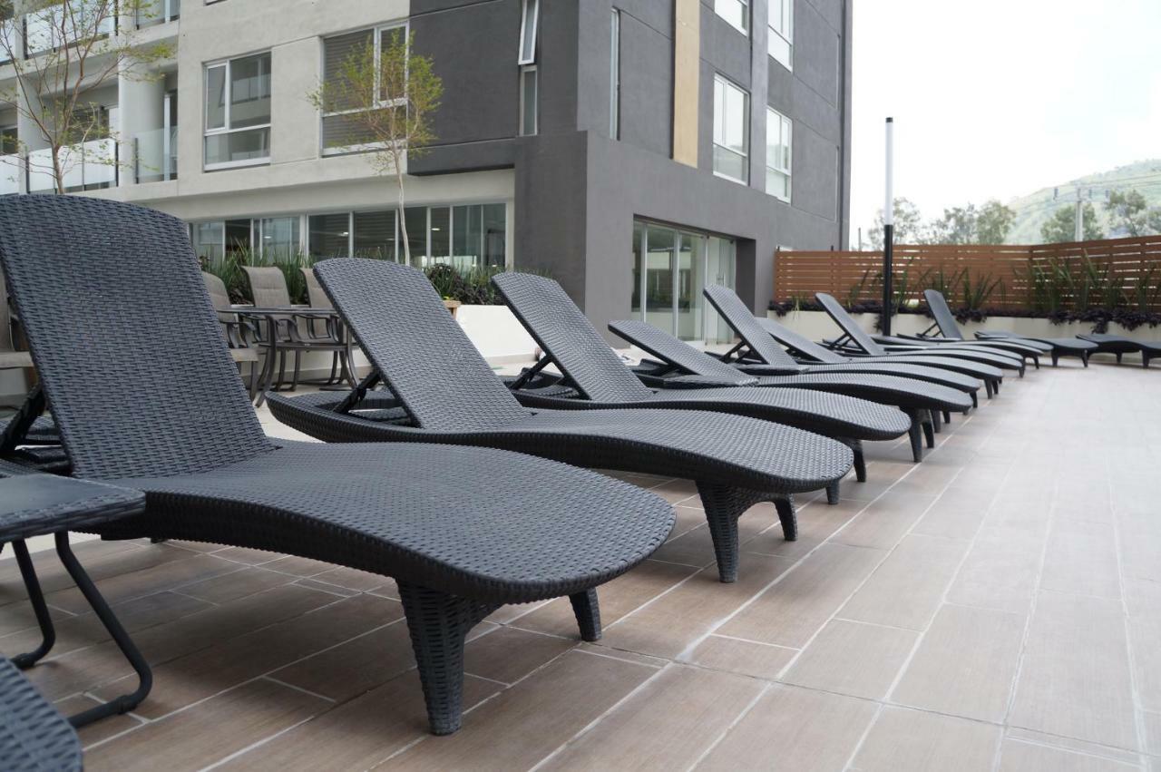 Metropolitan Suites Zapopan Exterior photo